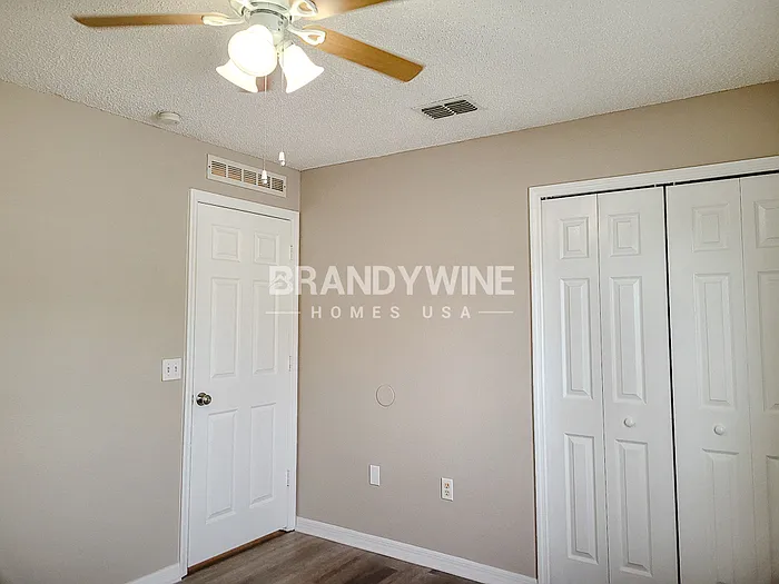 2564 Courtland Blvd — Photo 27