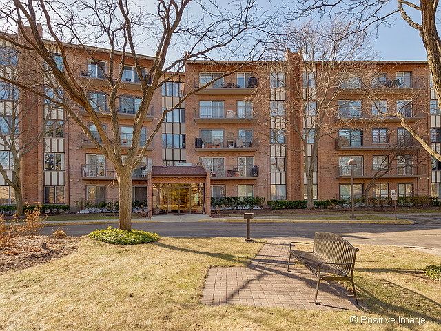 1st image of 701 Lake Hinsdale Dr APT 209