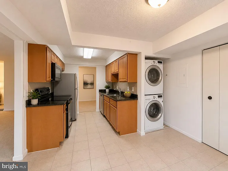 10204 Bushman Dr #324 — Photo 6