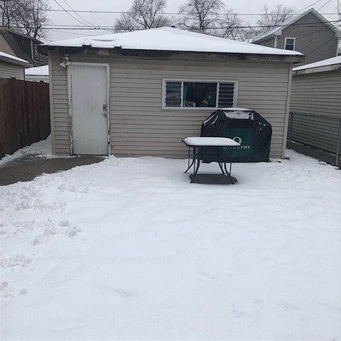 2nd image of 3014 Clarence Ave