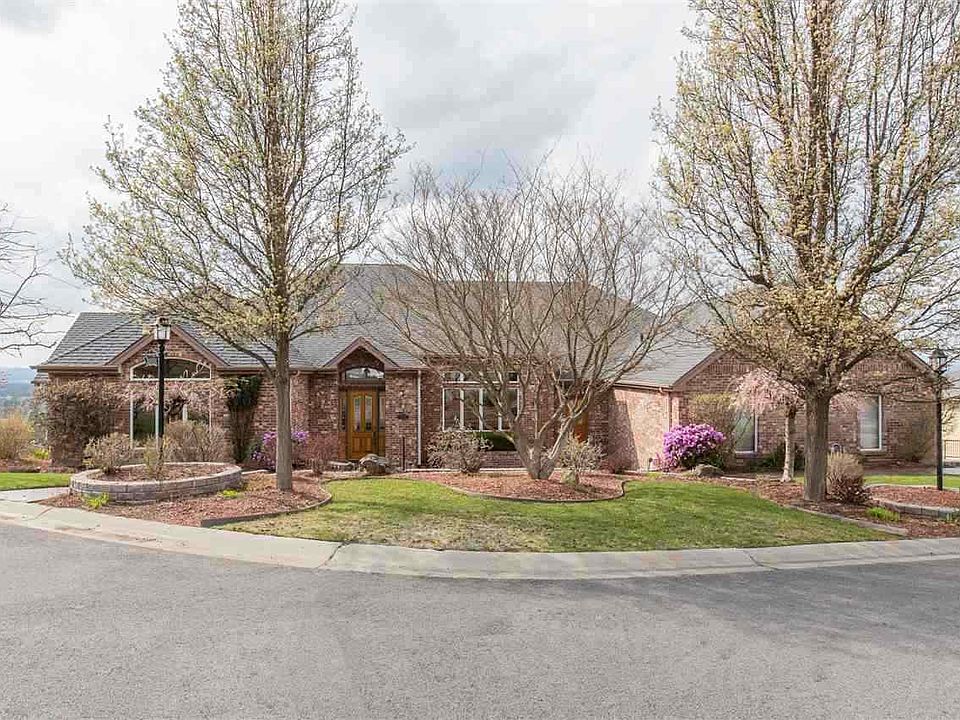 1st image of 5708 S Glendora Dr