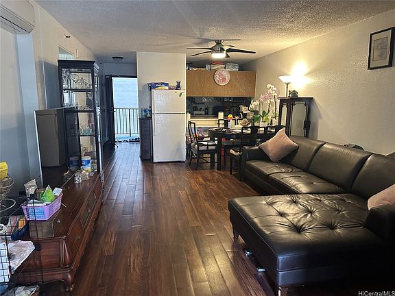 3rd image of 98-487 Koauka Loop APT B906
