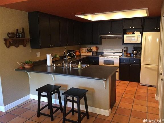 3rd image of 1316 Champion Oaks Dr