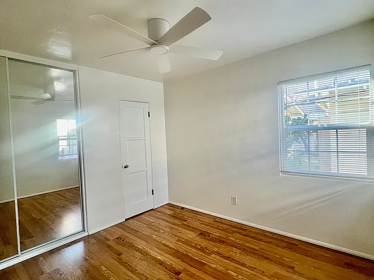 4434 Park Blvd — Photo 9