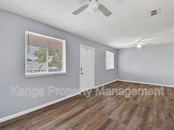 5th image of 529 14th St APT F