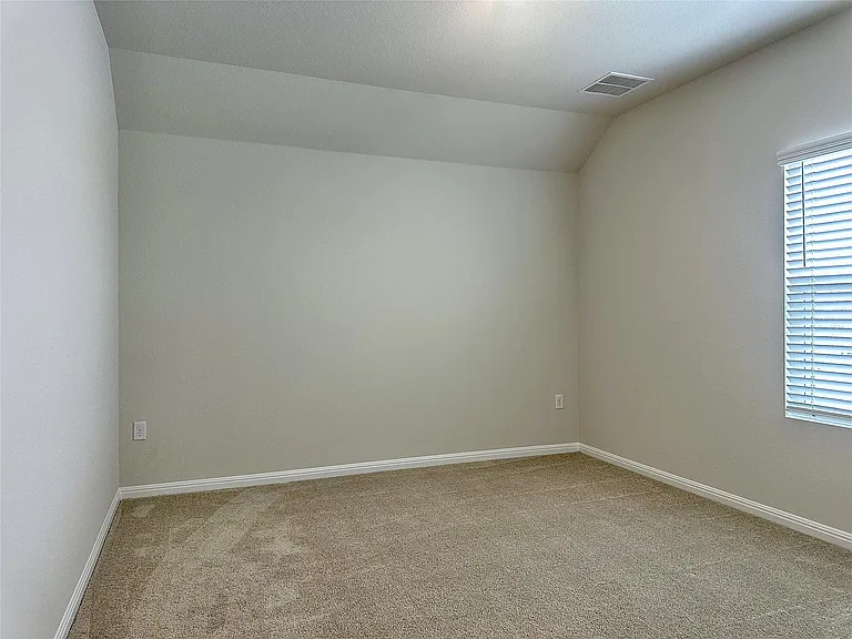 131 Holzinger Bnd — Photo 14