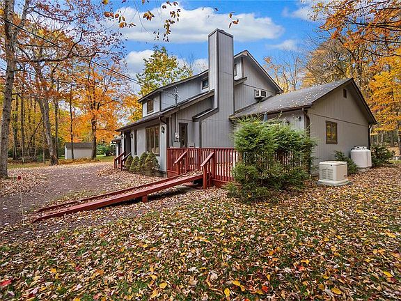 4th image of 7 Fernwood Dr