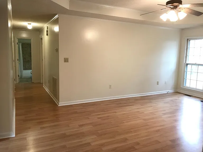 152 Stonybrook Dr — Photo 15