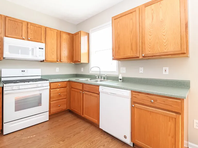 317 Park Creek Rdg — Photo 7