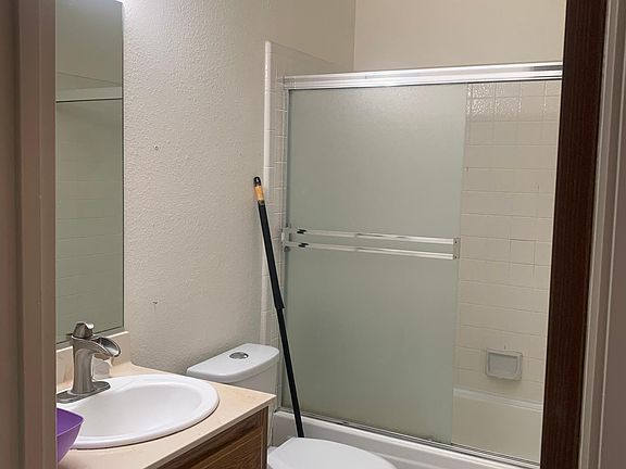 5th image of 255 3rd Ave