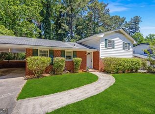 2544 Laurel Ridge Dr, Decatur, GA 30033