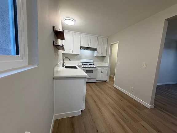 2nd image of 4733 Orion Ave