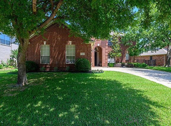 3rd image of 308 Owen Oaks Dr