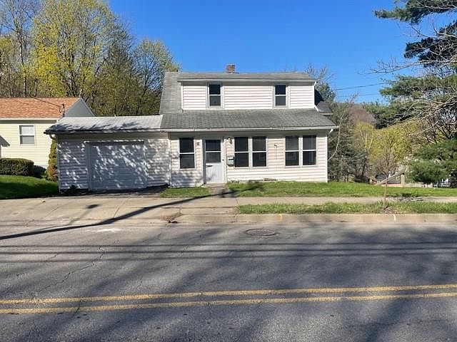 1st image of 70 Burr Ave