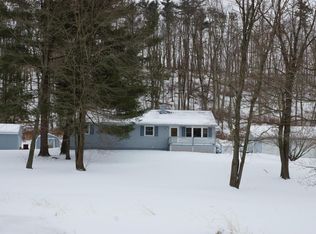 192 Meadow Ln, Northumberland, PA 17857