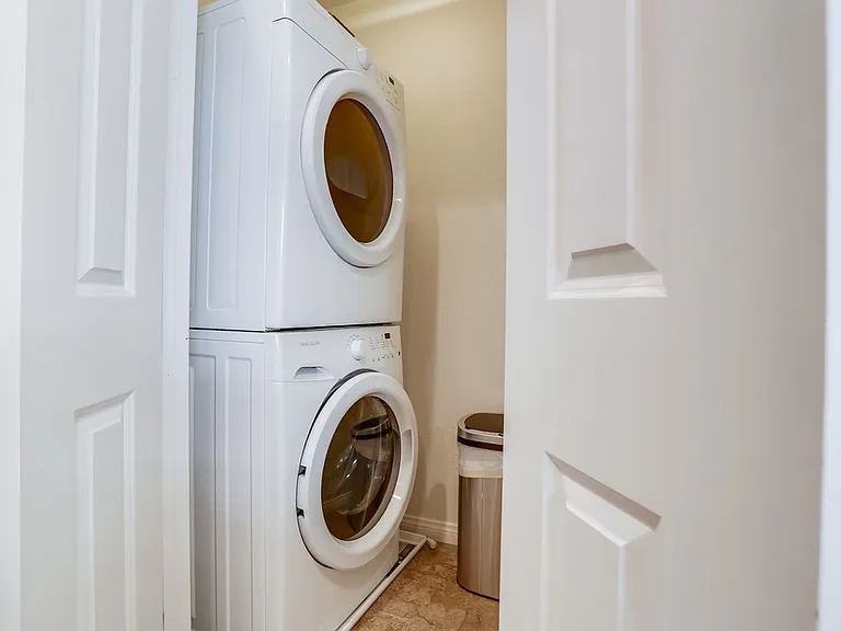 924 Hornblend St #311 — Photo 20