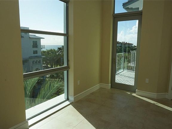 4th image of 4511 El Mar Drive #1-407