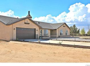 10340 Lilac Rd, Oak Hills, CA 92344