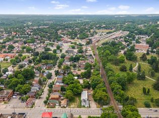 135 Charlotte St, Brantford, ON N3T2X7