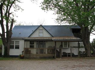 404 Maple, Ina, IL 62846