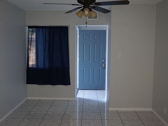 4th image of 126 Tropicana Dr