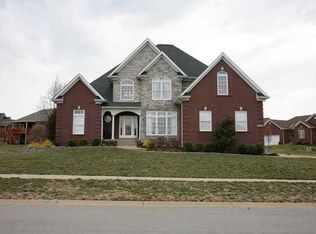9511 Marceitta Way, Louisville, KY 40291