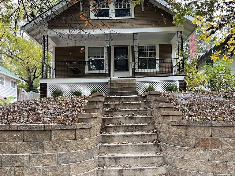 4545 Fairmount Ave — Photo 1