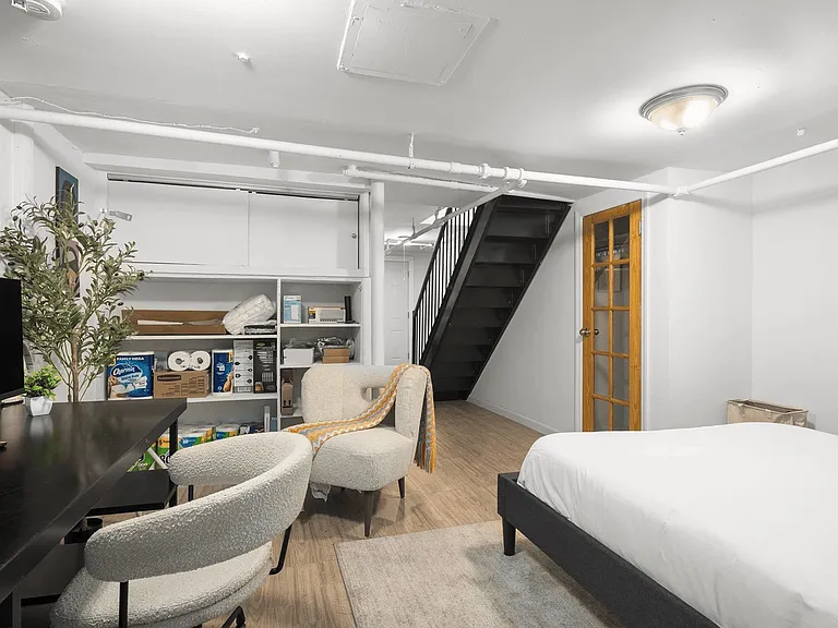 173 N 7th St #1B — Photo 12