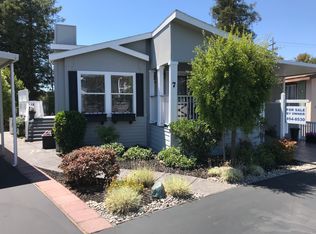 7 Primrose St, Aptos, CA 95003