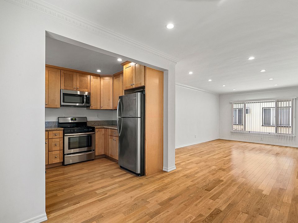 1st image of 1233 N Harper Ave APT 6