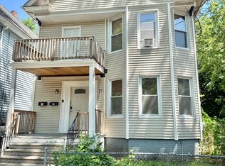 65 Lilac St #A, New Haven, CT 06511