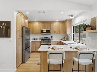 822 Rim Crest Dr, Westlake Village, CA 91361