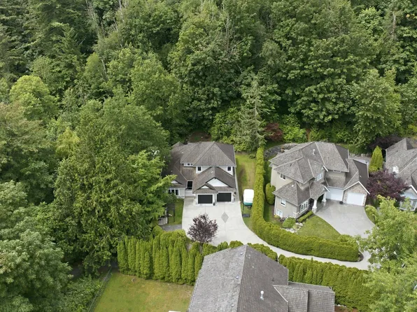 35787 Graystone Dr, Abbotsford, BC V3G 1K7