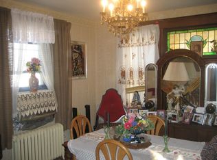 1321 Clove Rd, Staten Island, NY 10301