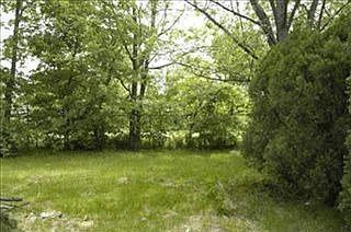 2nd image of 17 Forest St
