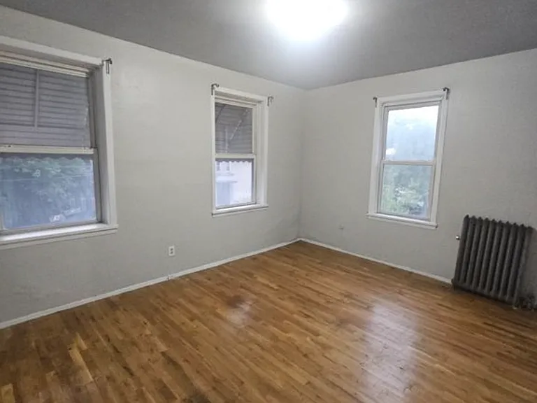 54 Hillside Ave #AA — Photo 8