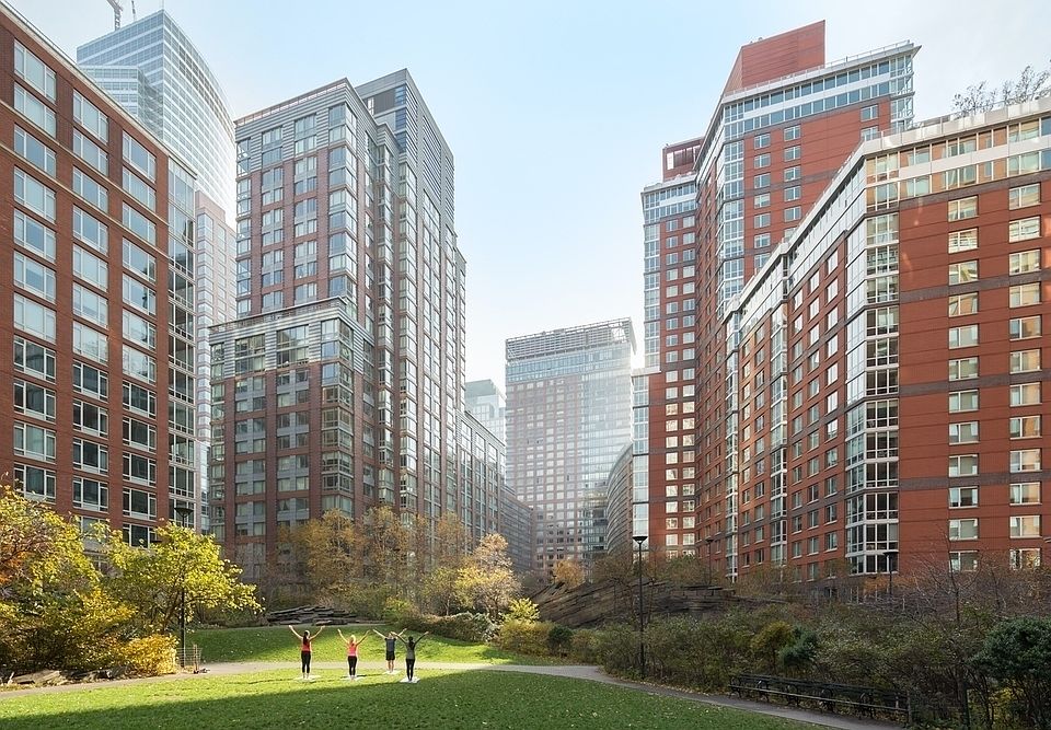 1st image of 211 N End Ave APT 16Q