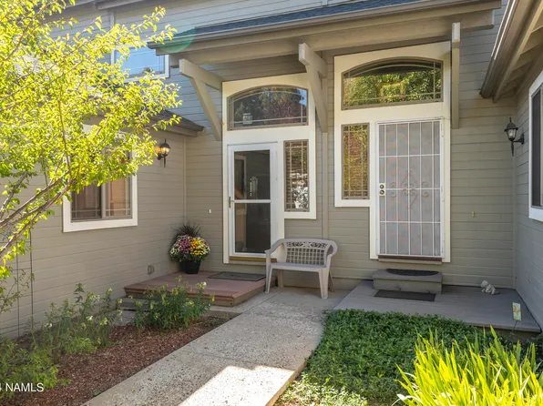 1867 W Camelot Dr, Flagstaff, AZ 86001