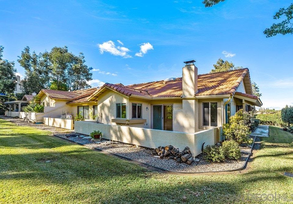 1st image of 17847 Avenida Alozdra