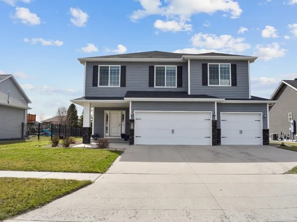 2115 41st St S, Moorhead, MN 56560