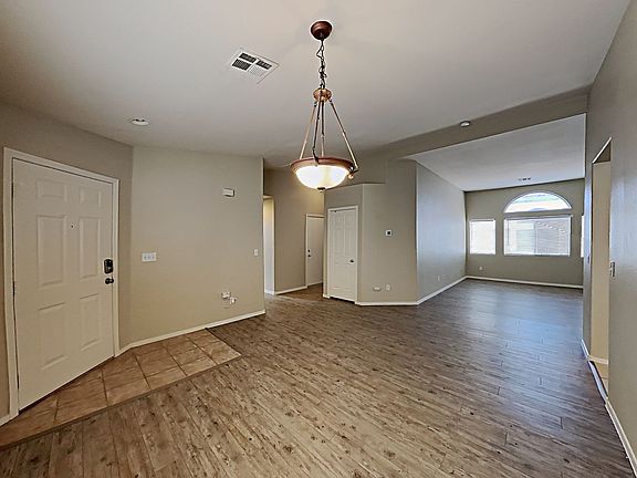3rd image of 6605 Mammoth Canyon Pl