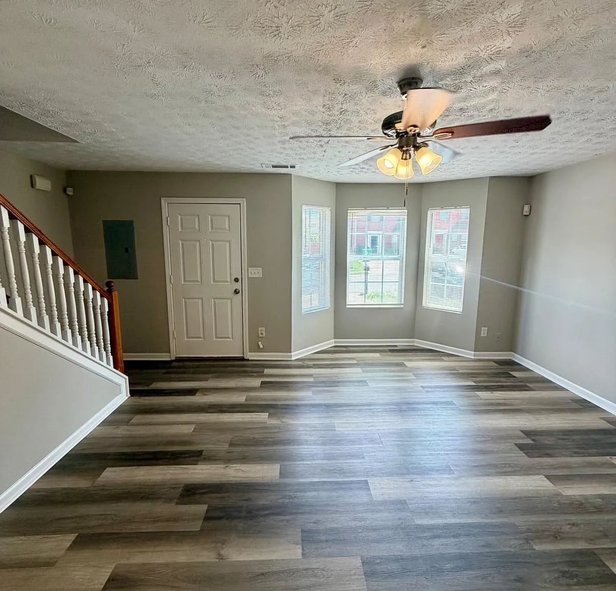 2 bed, 2.5 bath, $1,450 — Photo 2