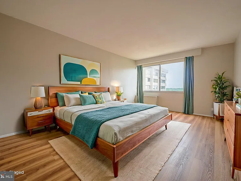 4515 Willard Ave #2219S — Photo 8