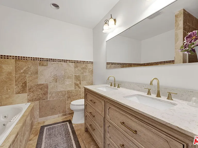 10109 Gloria Ave — Photo 14