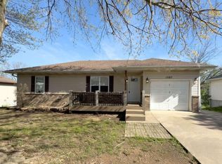 1507 W Meadow Street, Ozark, MO 65721