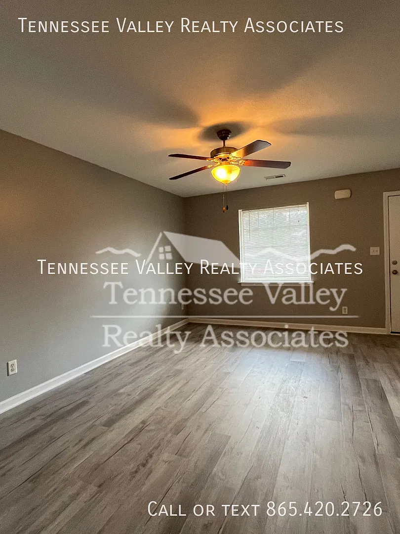 2 bed, 2.5 bath townhome in scenic Seymour, TN! — Photo 4