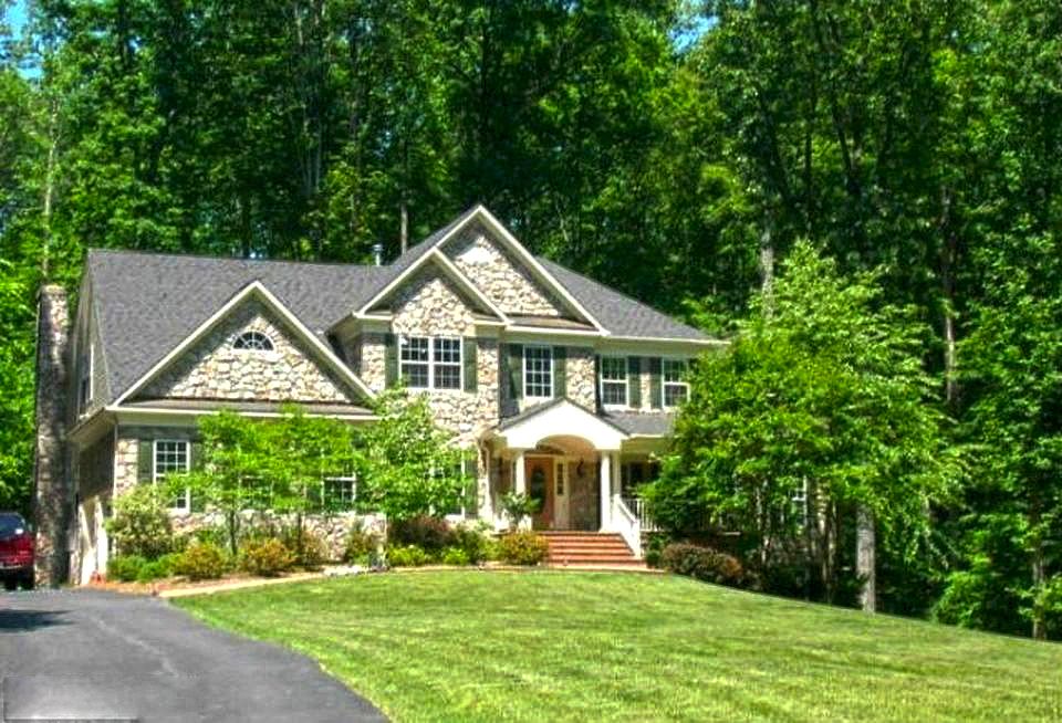 1st image of 8324 Knights Forest Dr