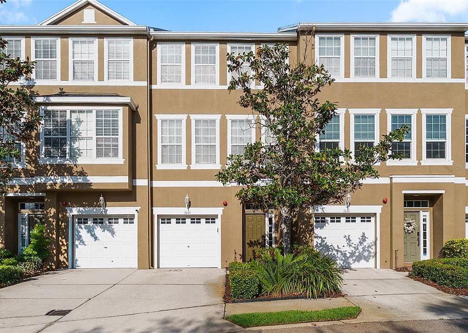 1st image of 3044 Pointeview Dr