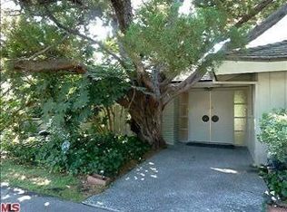 19800 Redwing St, Woodland Hills, CA 91364