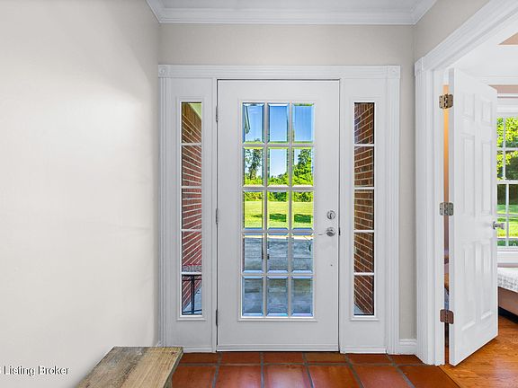 4th image of 7706 Lazy Creek Ct